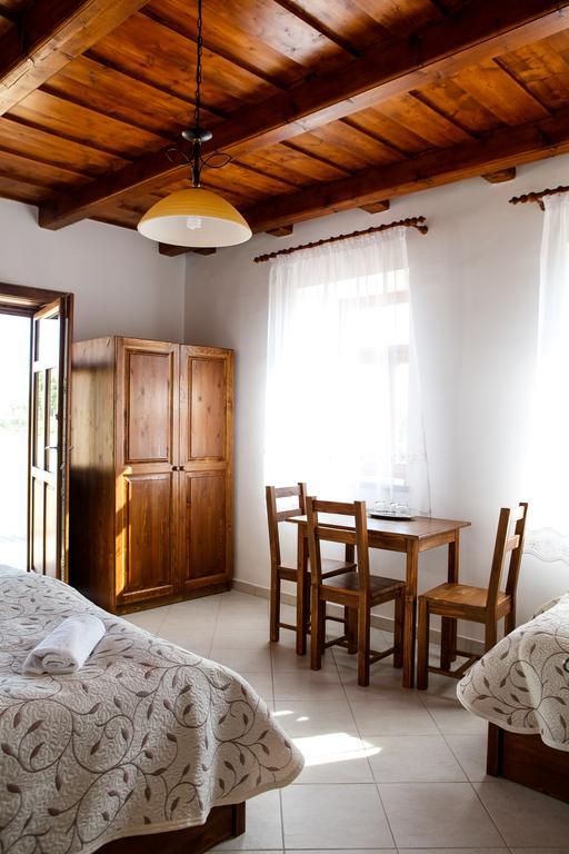 Katica Vendeghaz Hotell Tarcal Rum bild